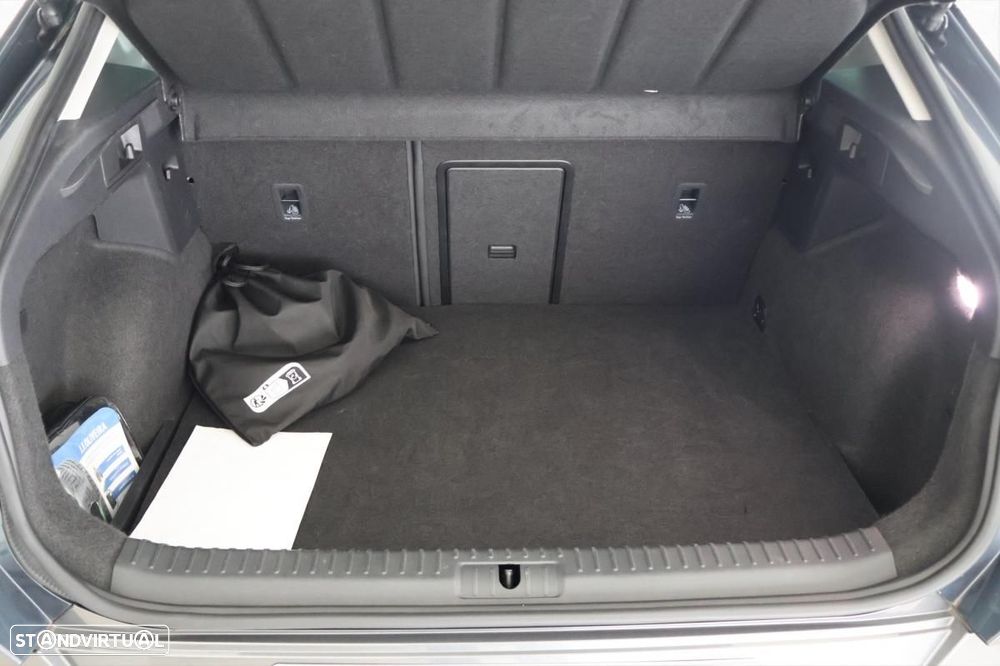 Cupra Formentor 1.4 e-Hybrid DSG - 17