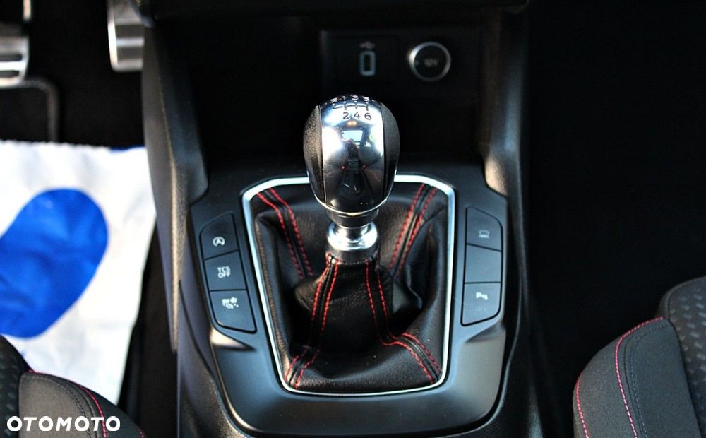 Ford Focus - 21