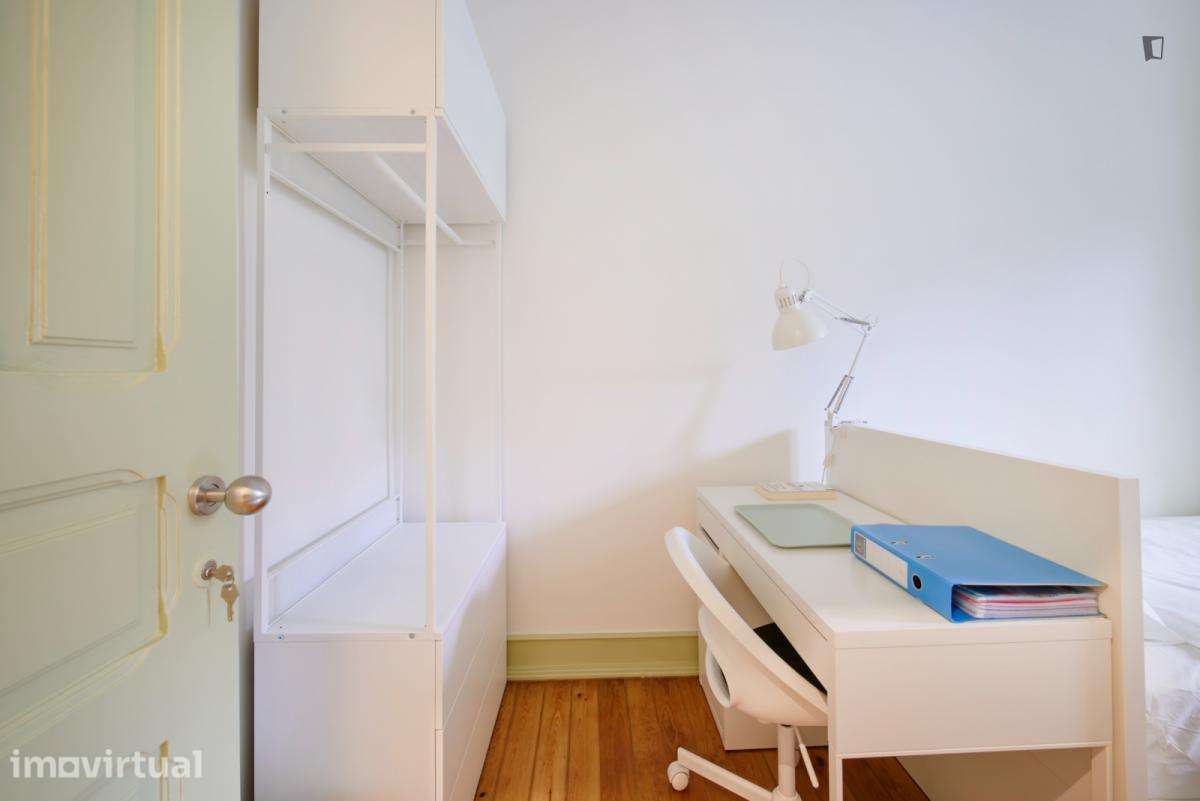Quarto - localizado em Alcântara Lisbon - Grande imagem: 5/33