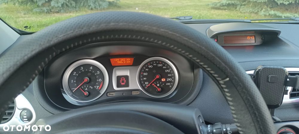 Renault Clio - 8
