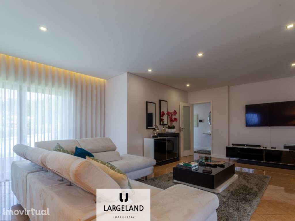 Moradia T6 - Pigeiros - Grande imagem: 3/46