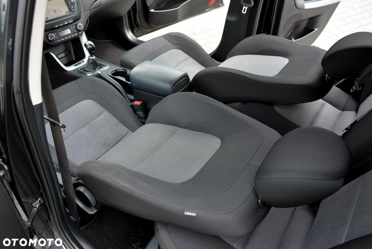 Kia Ceed 1.6 GDI ISG SW Platinum Edition - 22