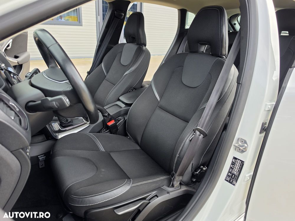 Volvo V40 - 13