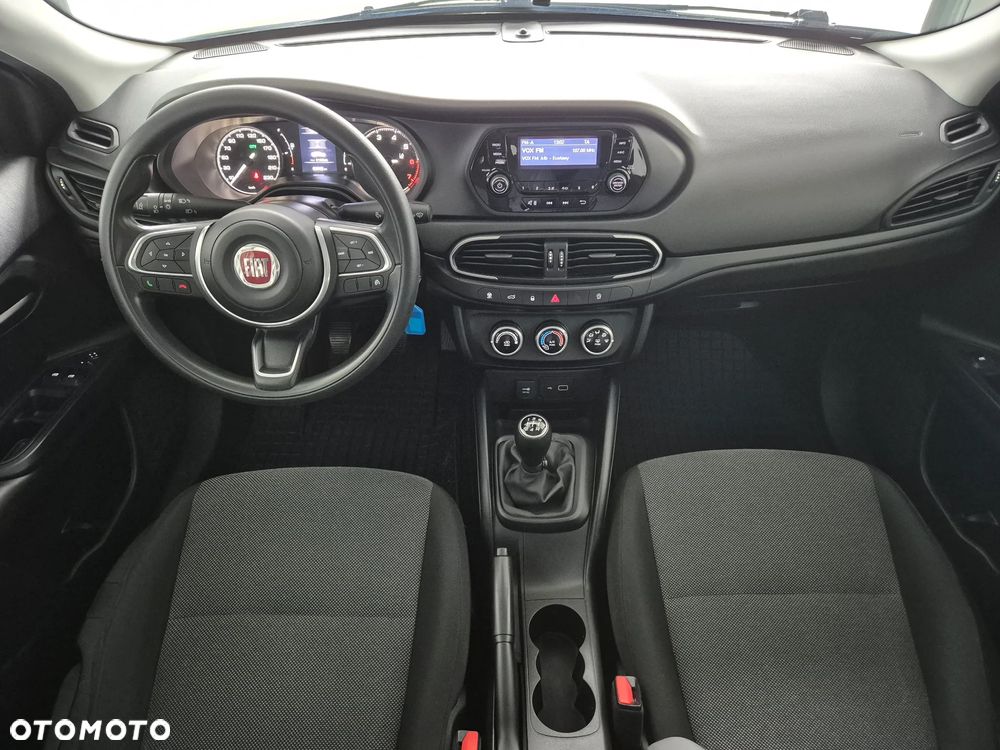 Fiat Tipo 1.0 T3 - 14