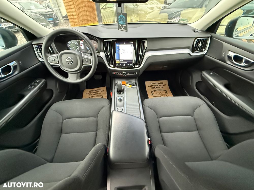Volvo V60 B3 B DKG Momentum Pro - 7