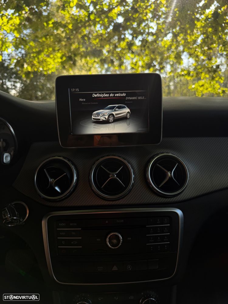 Mercedes-Benz GLA 180 (CDI) d 7G-DCT Urban - 24