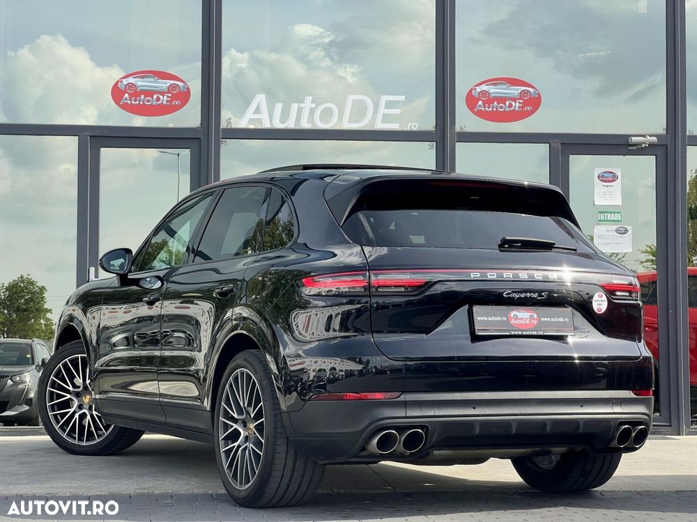 Porsche Cayenne - 3