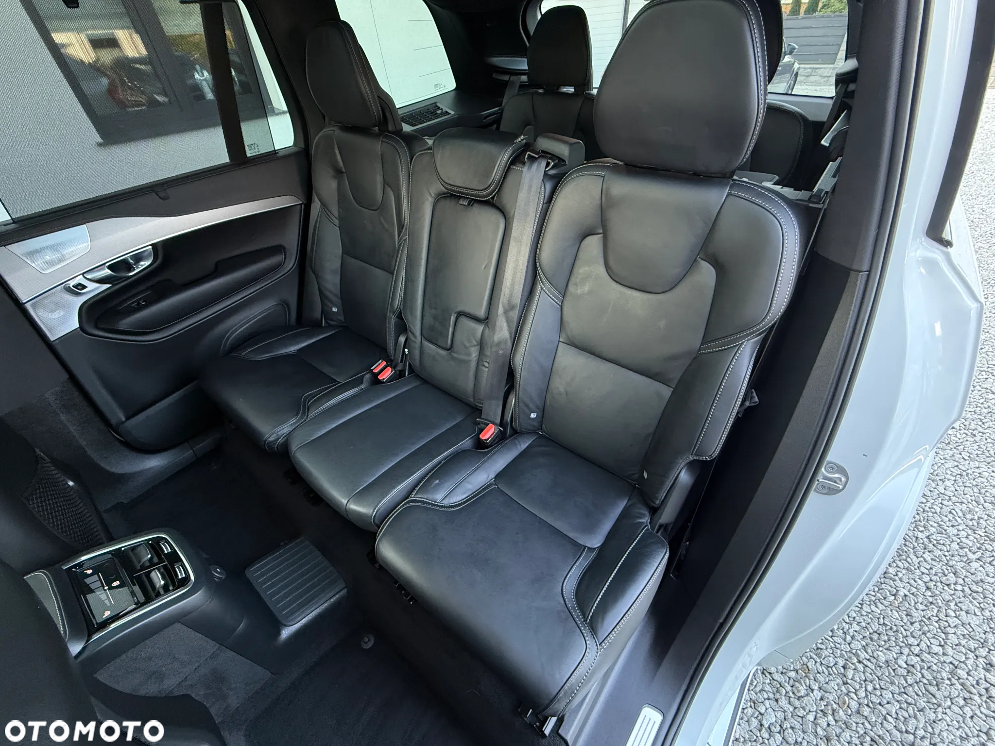Volvo XC 90 T8 AWD Recharge Geartronic RDesign Edition - 31