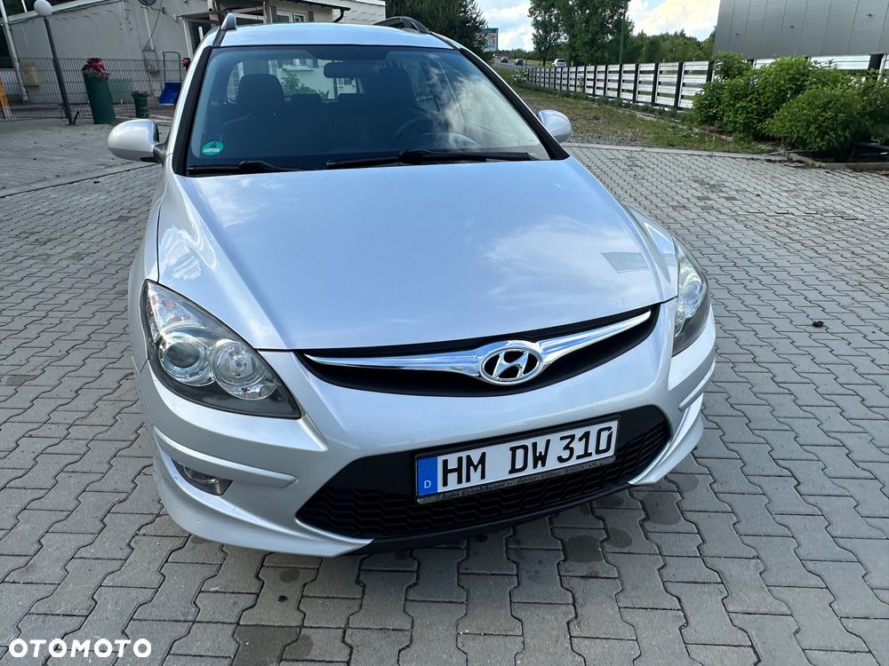 Hyundai i30 1.4 Base + - 37