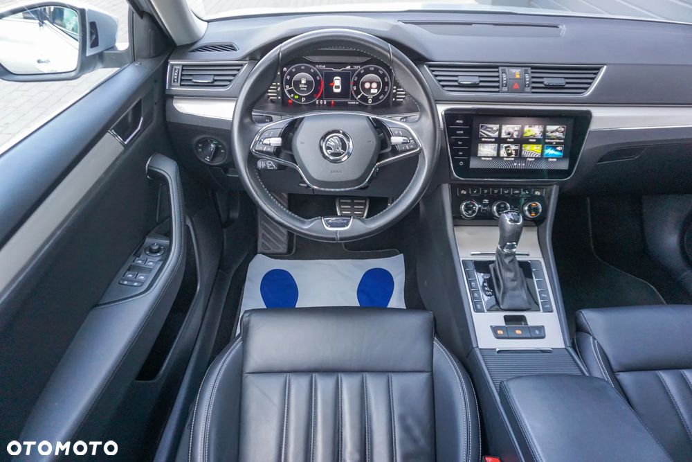 Skoda Superb 2.0 TSI L&K DSG - 39