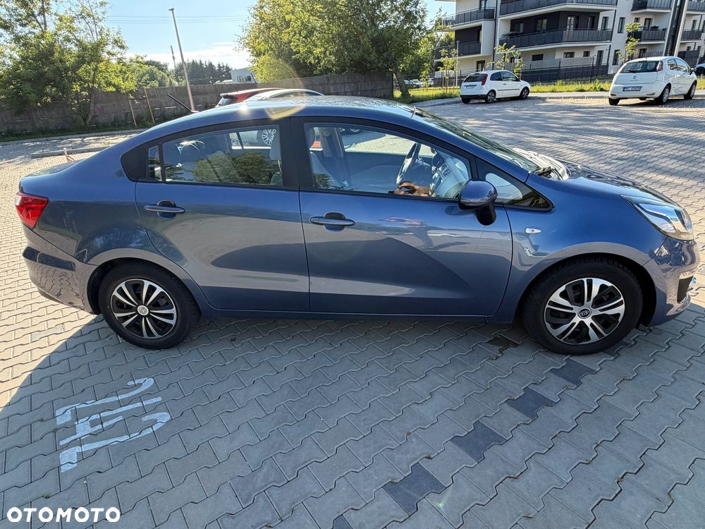 Kia Rio 1.4 M - 6