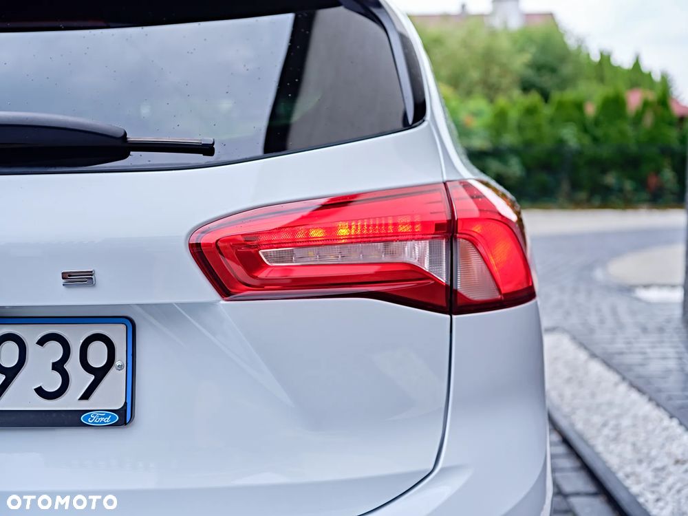Ford Focus - 13