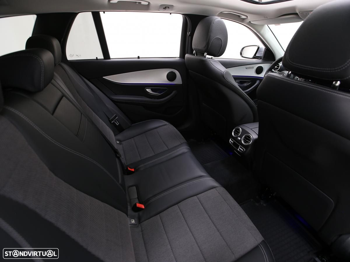 Mercedes-Benz E 300 de 4Matic T 9G-TRONIC AMG Line - 11