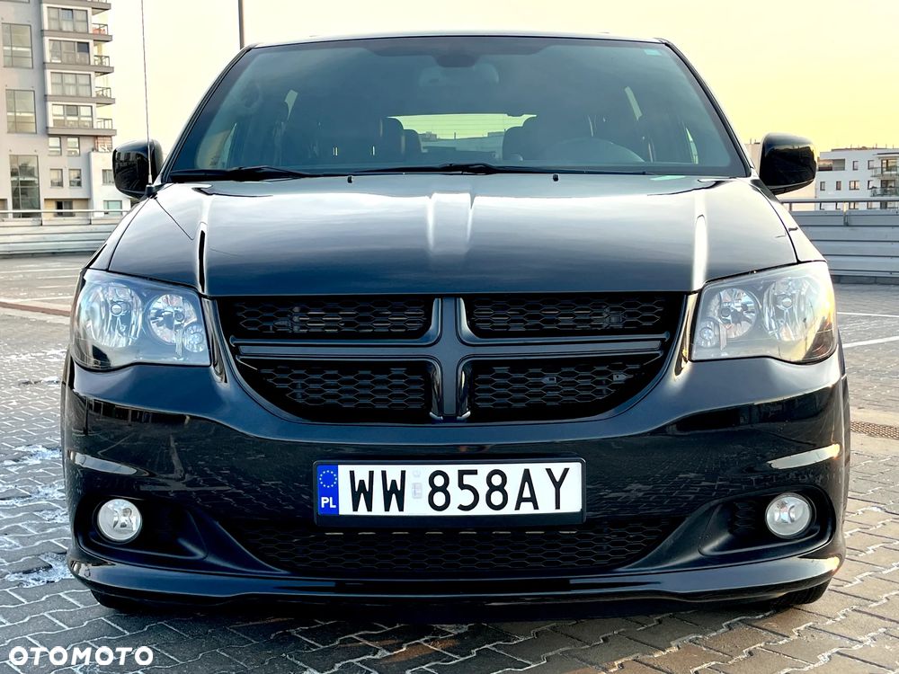 Dodge Grand Caravan - 5