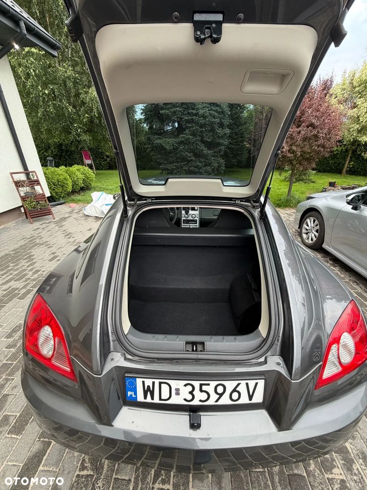 Chrysler Crossfire - 8