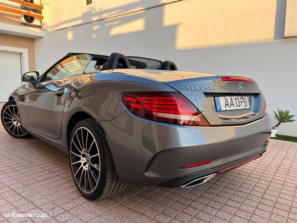 Mercedes-Benz SLC 250 d 9G-TRONIC RedArt Edition - 24