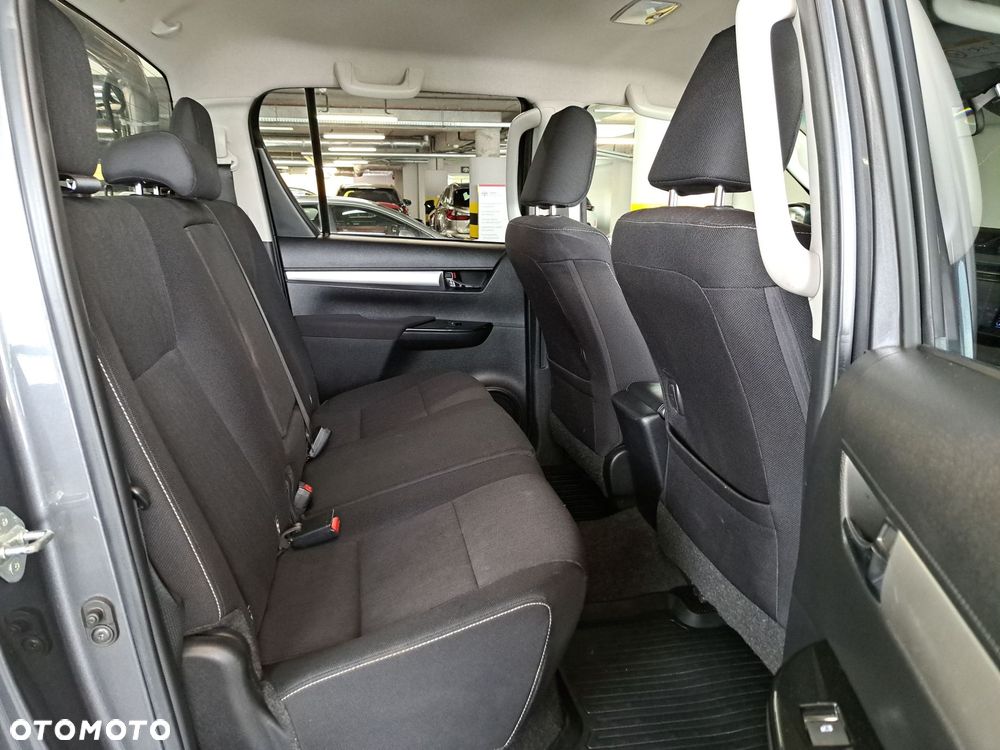 Toyota Hilux 2.4 D-4D Double Cab SR5 4x4 - 15