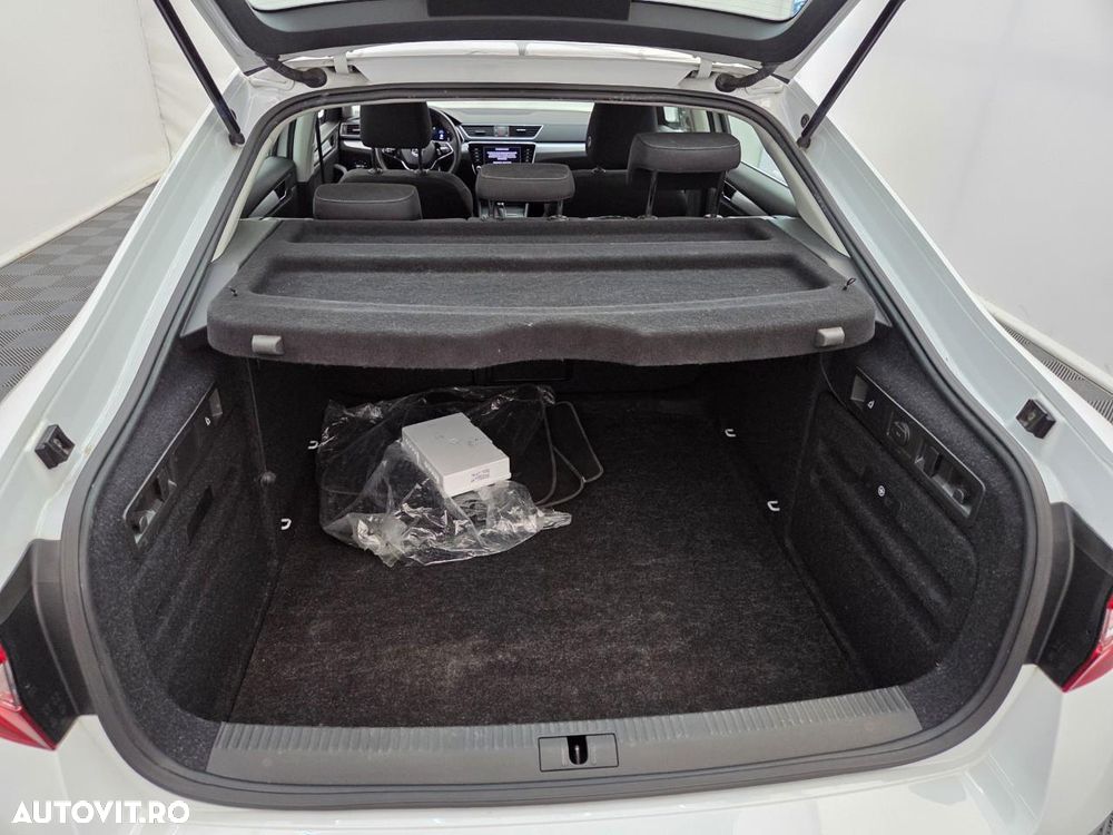 Skoda Superb 2.0 TDI DSG Ambition - 8