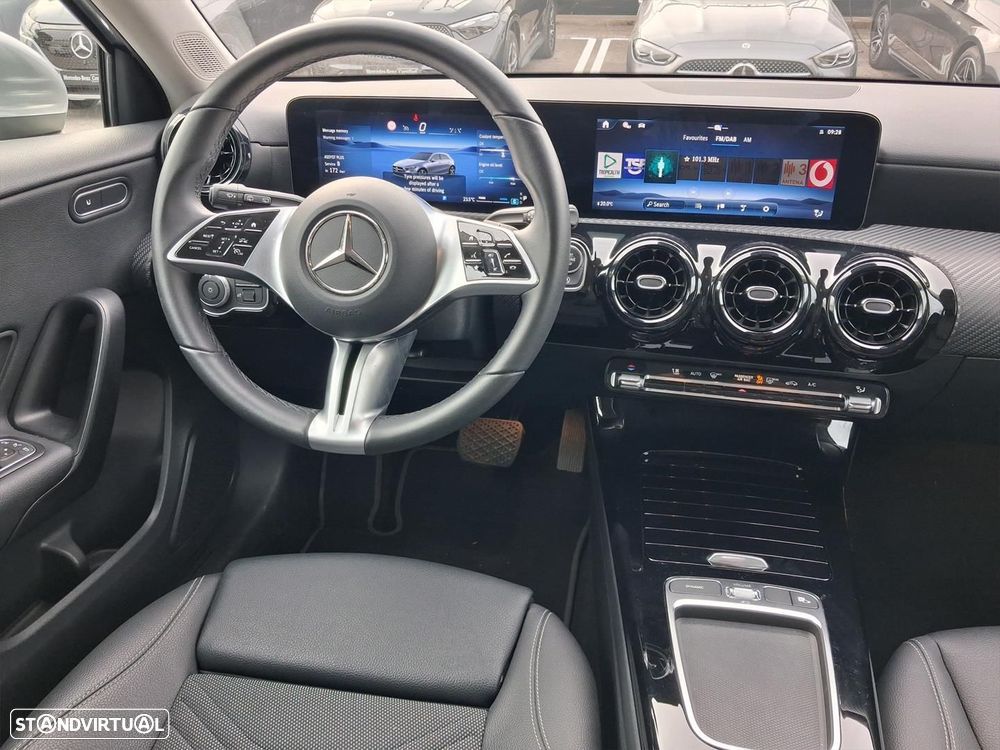Mercedes-Benz A 200 Standard - 16