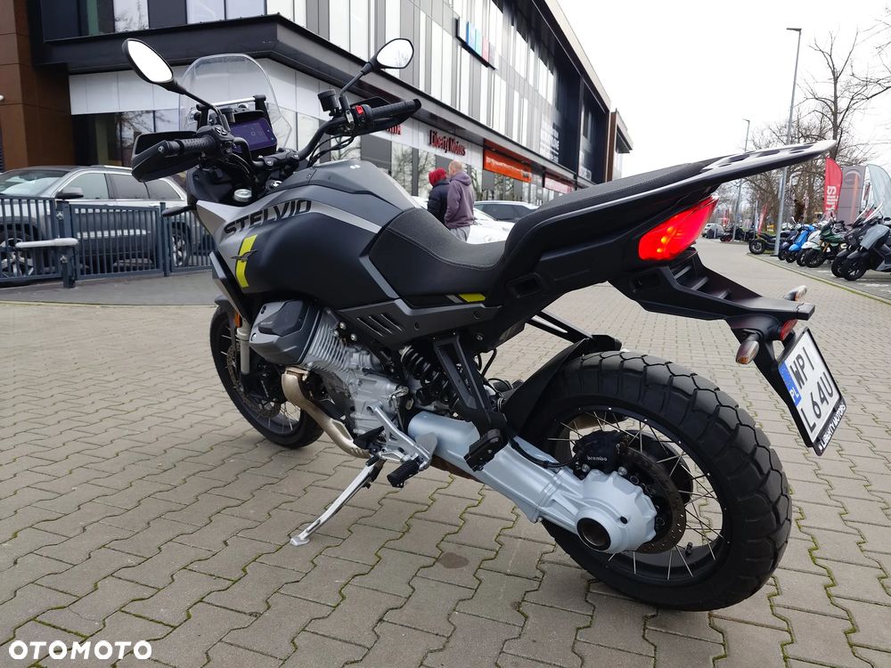 Moto Guzzi Stelvio - 5