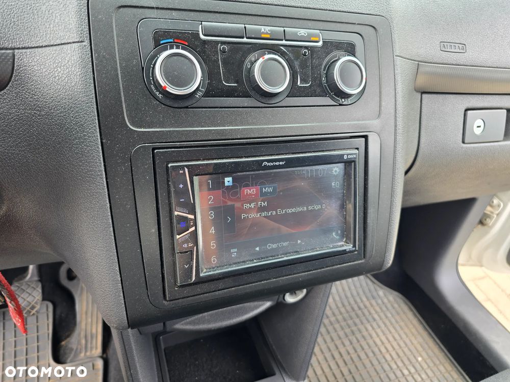Volkswagen Caddy Maxi - 24