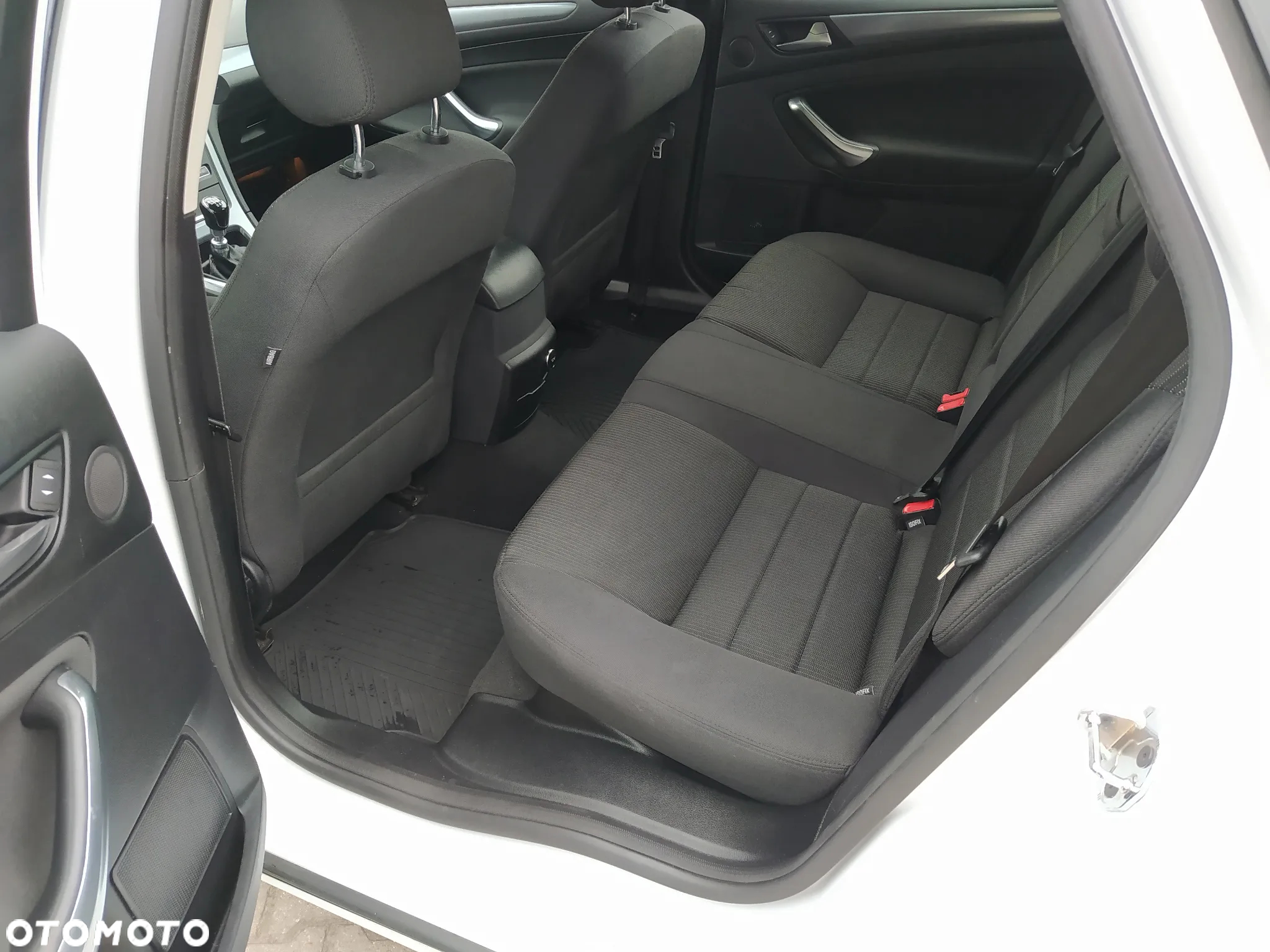 Ford Mondeo 2.0 TDCi Titanium - 37