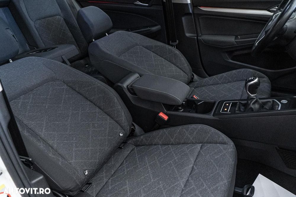 Volkswagen Golf 1.0 TSI (BlueMotion Technology) Comfortline - 29