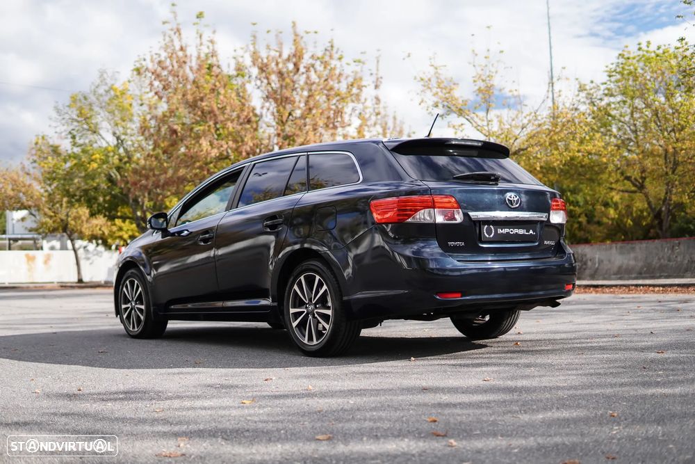 Toyota Avensis SW - 23