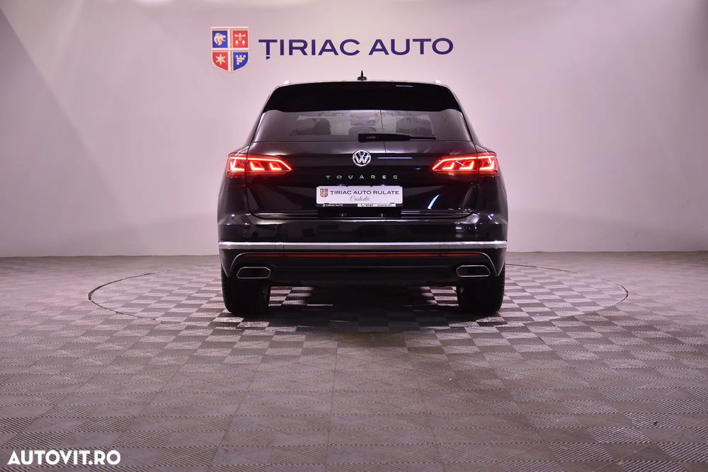 Volkswagen Touareg - 4