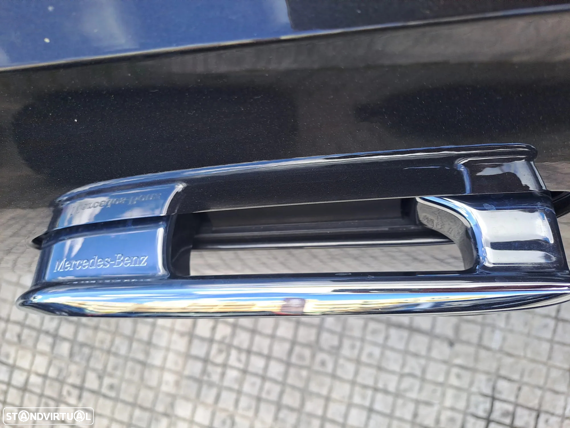 Mercedes-Benz E 300 e AMG Line - 9