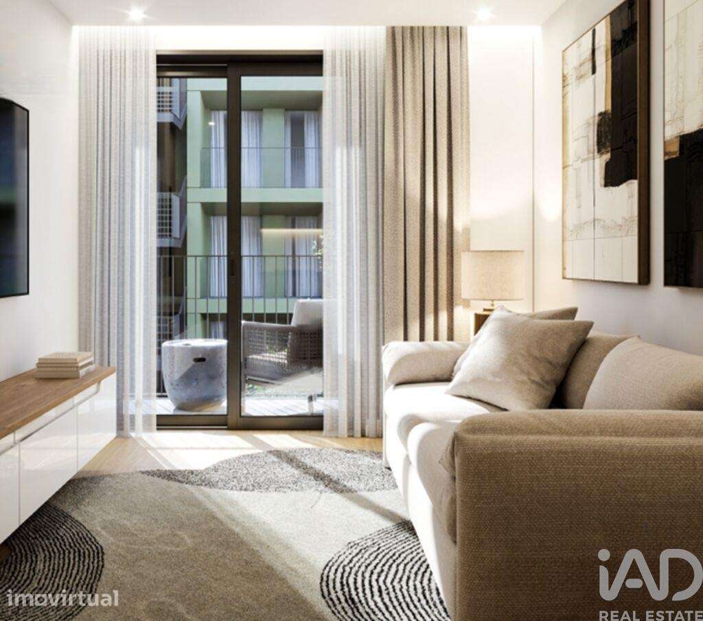 Apartamento em Santo António dos Olivais de 33,00 m2 - Grande imagem: 2/20