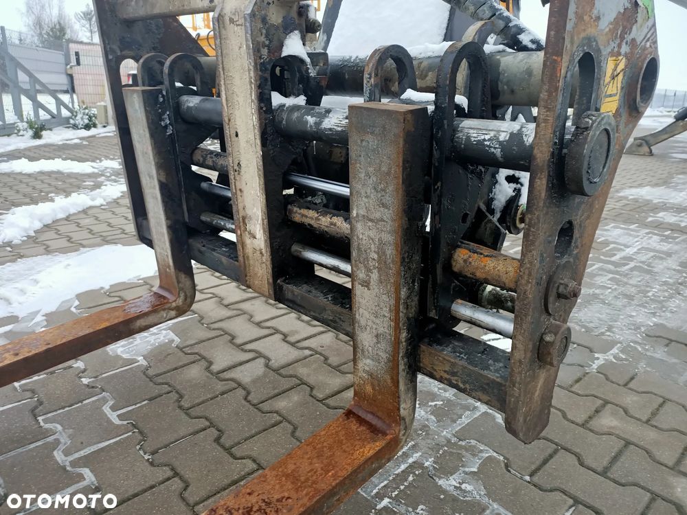 Manitou MT 1440 ST4 - 23