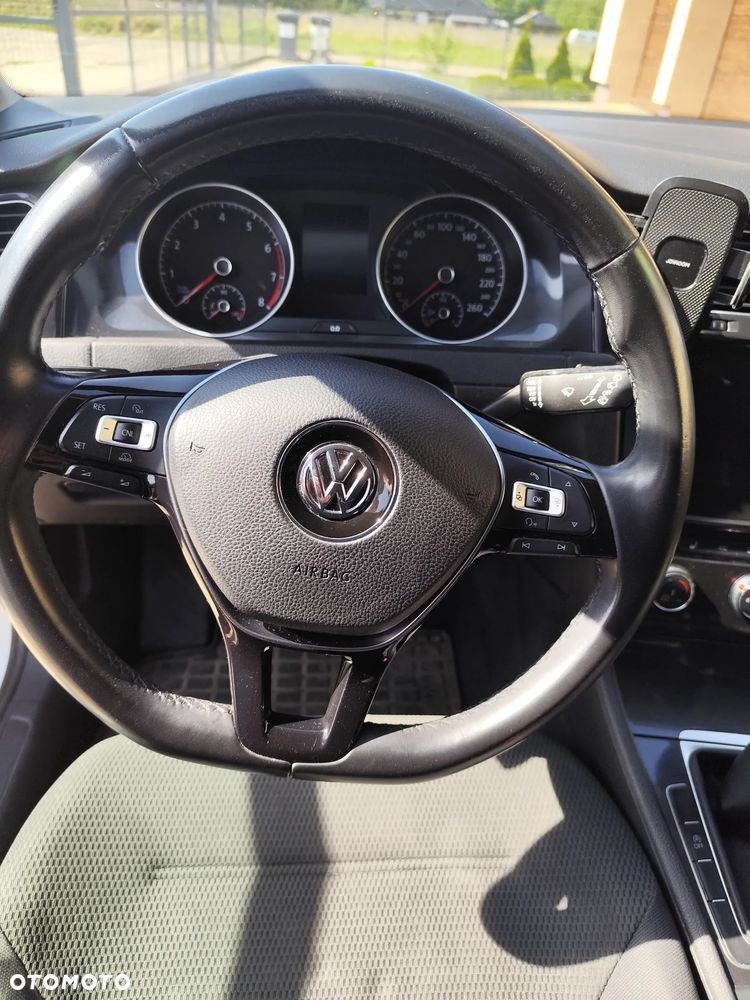 Volkswagen Golf 1.4 TSI BMT Comfortline - 9