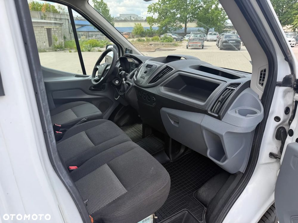 Ford Transit - 8