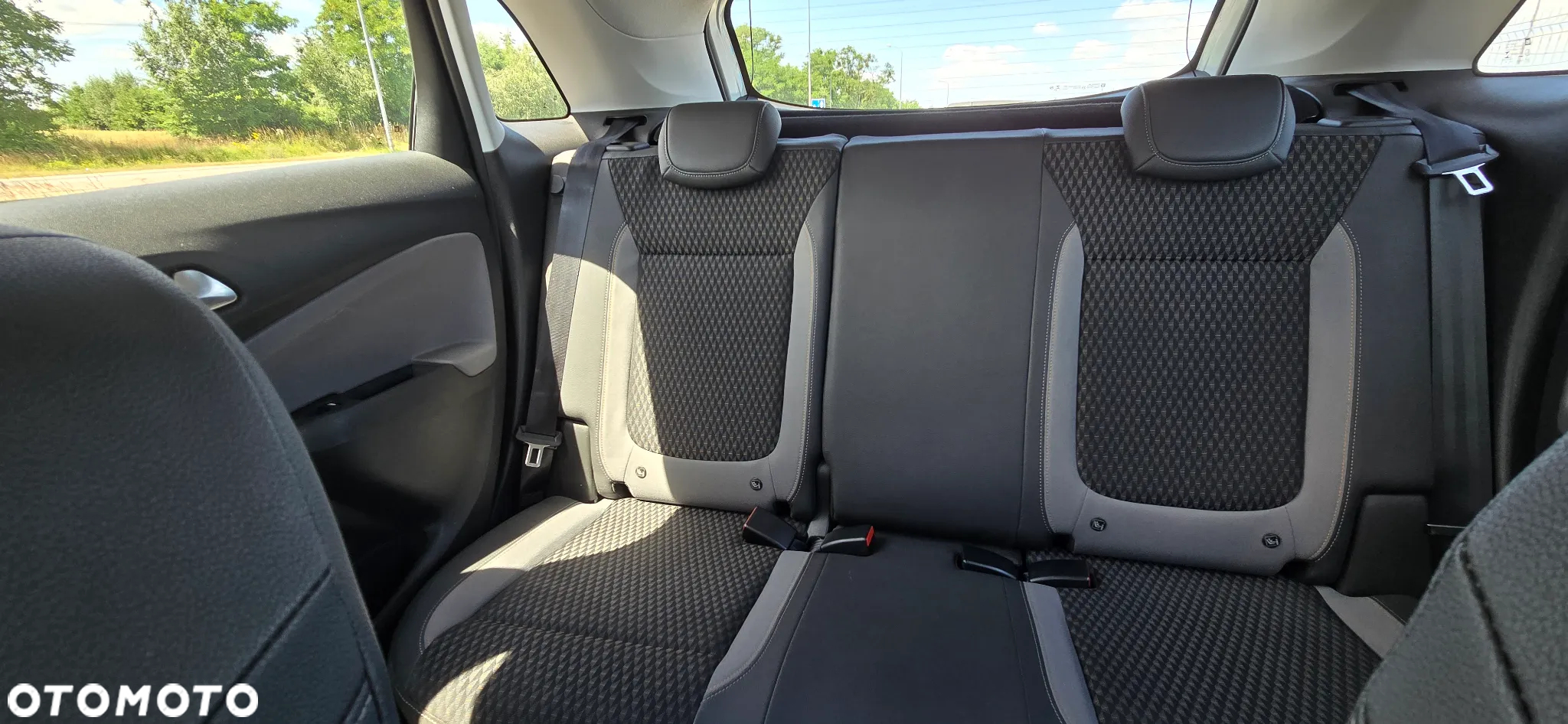Opel Crossland X 1.2 Start/Stop Innovation - 31