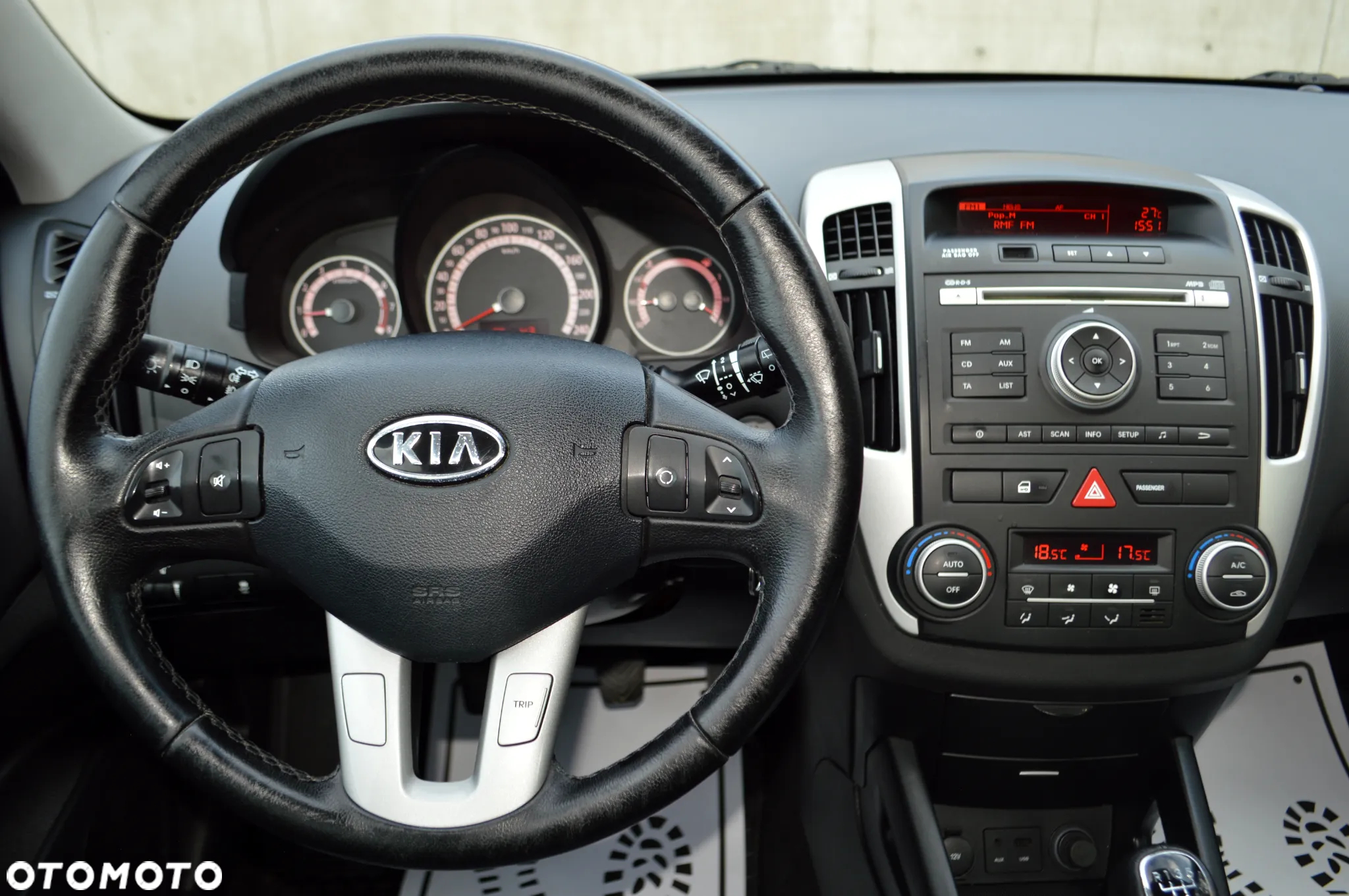 Kia Ceed - 17