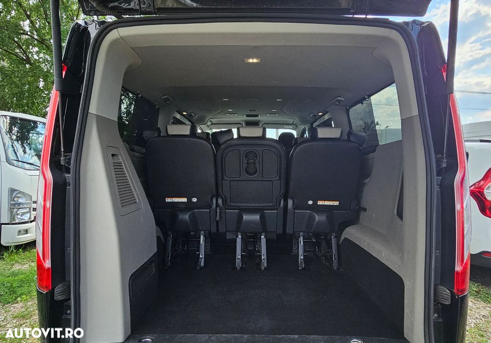 Ford Tourneo Custom - 8