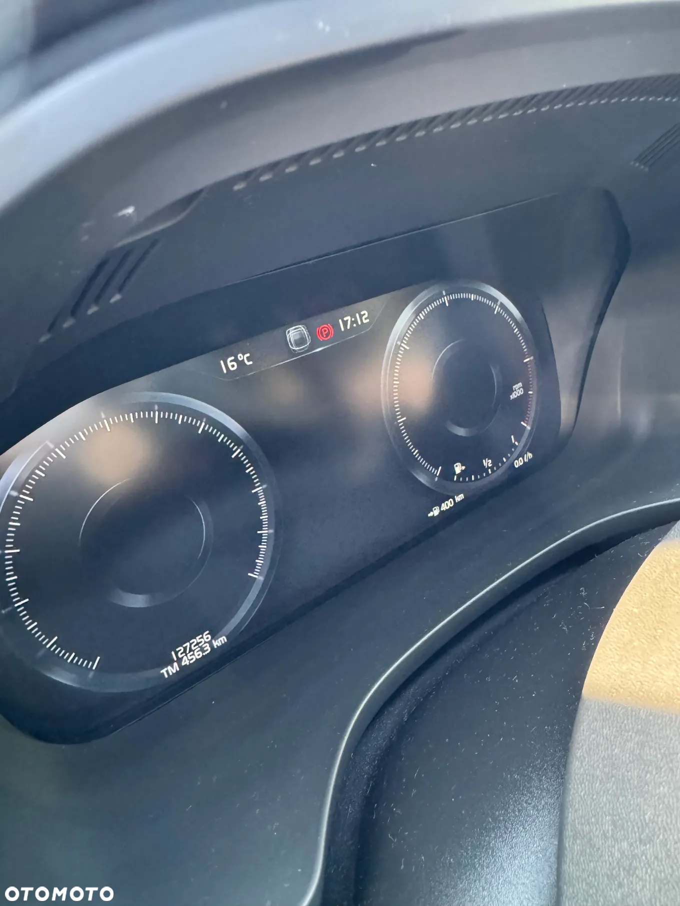 Volvo XC 60 D4 R-Design - 2
