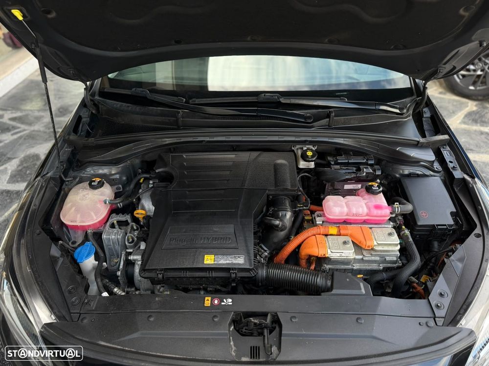 Kia XCeed 1.6 GDi PHEV Tech - 31
