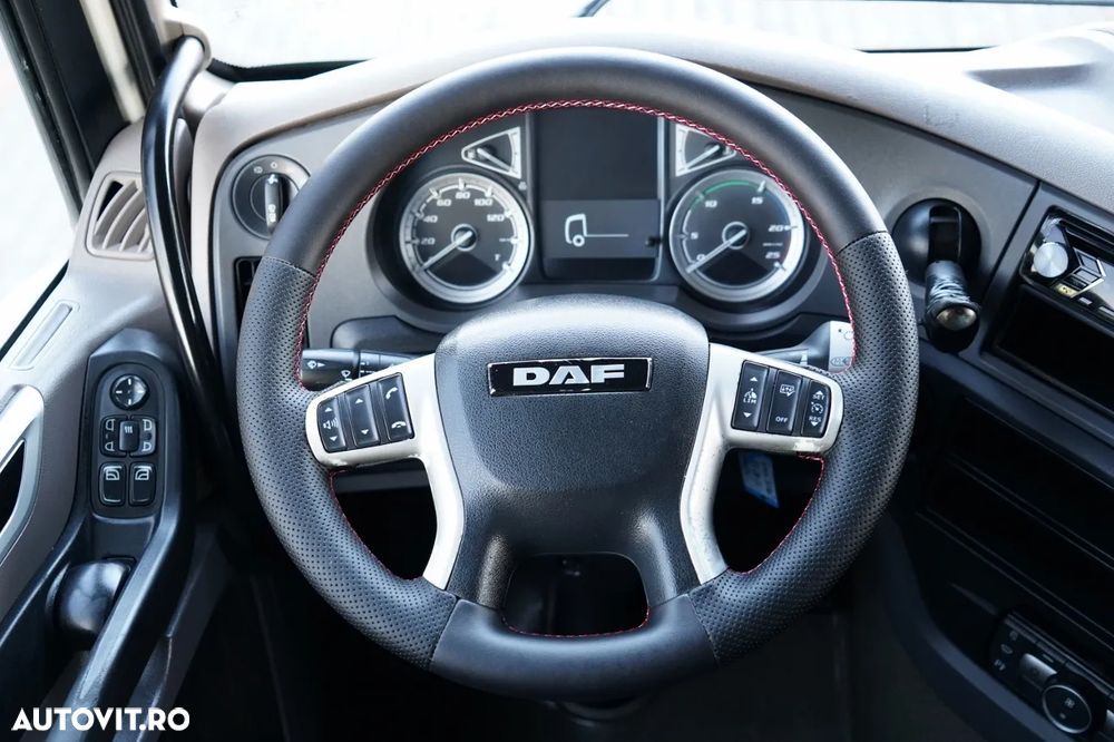 DAF XF 530 / RETARDER / AER CONDIȚIONAT PARCARE / CABINĂ SUPER SPACE / - 29