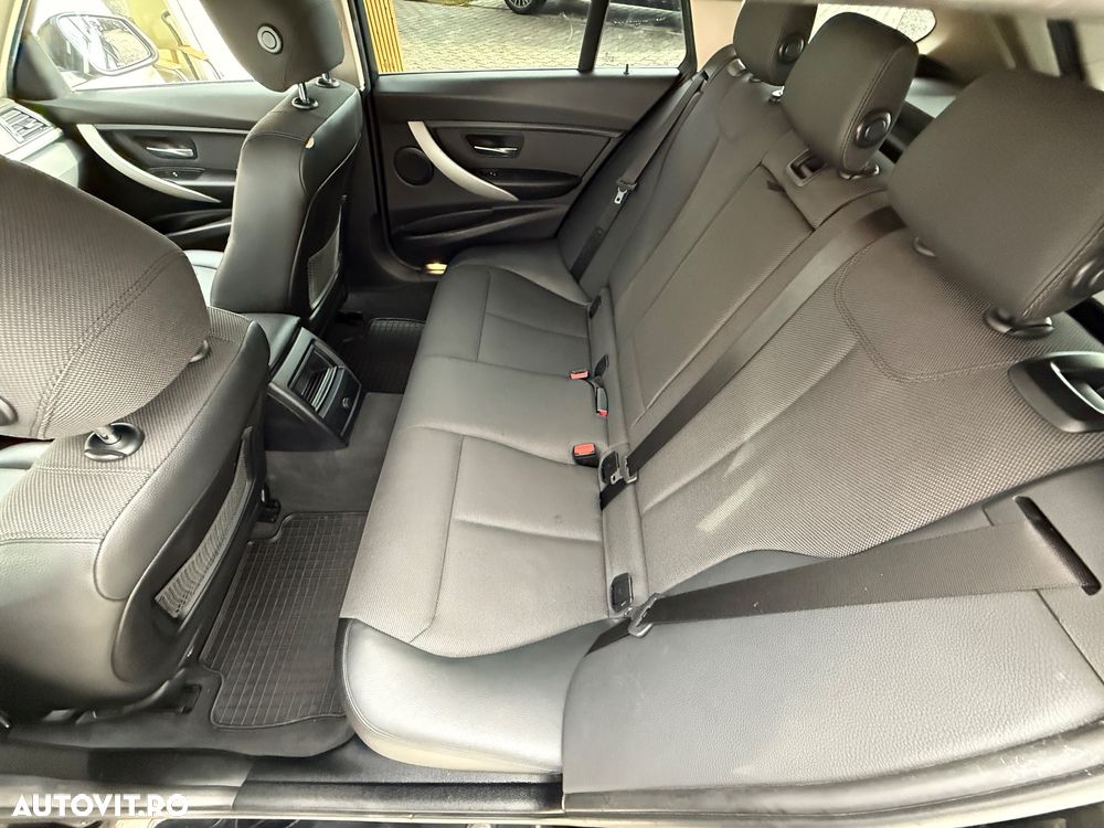 BMW Seria 3 318d Touring Aut. Luxury Line - 22