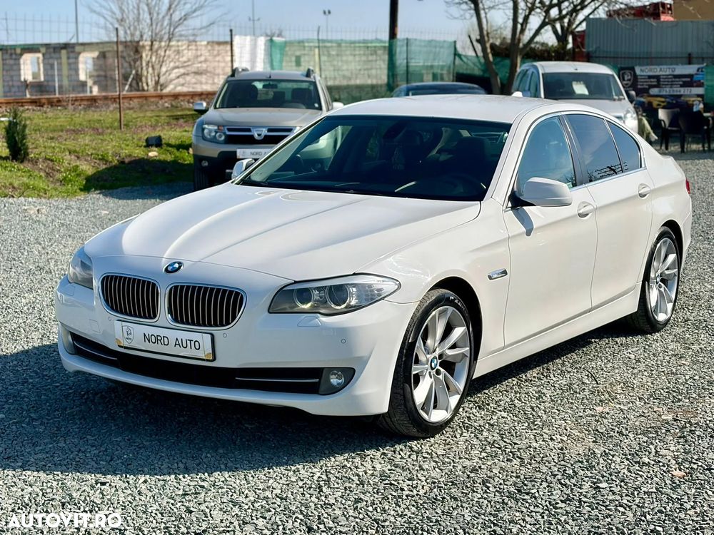 BMW Seria 5 520d Aut. Modern Line
