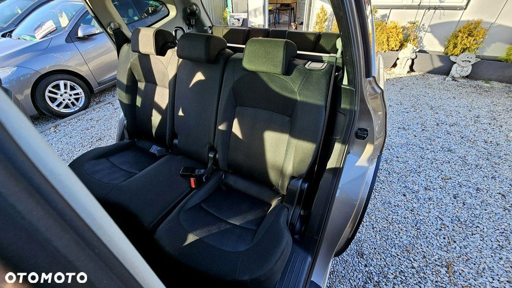 Nissan Qashqai+2 - 21