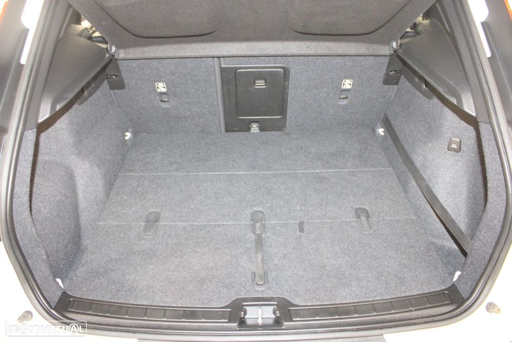 Volvo XC 40 2.0 D3 Geartronic - 30