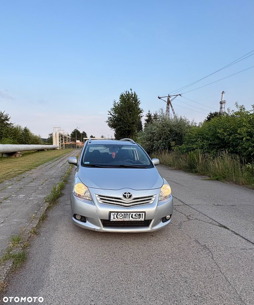 Toyota Verso 2.0 D-4D Premium 7os - 4