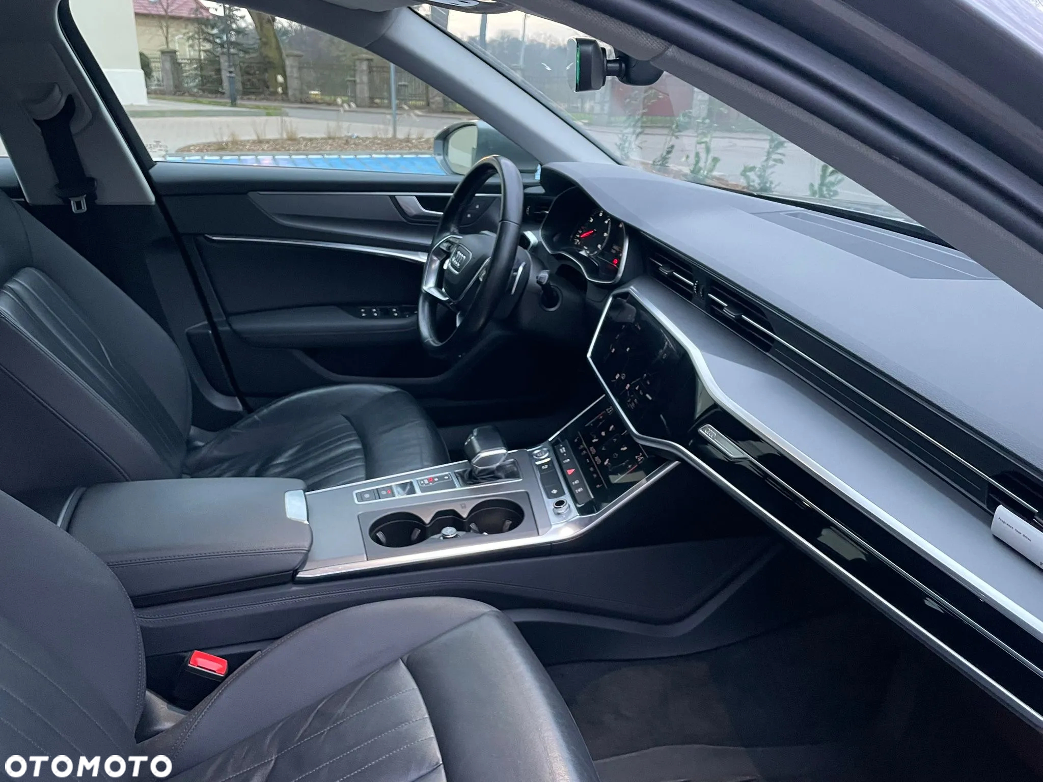 Audi A6 2.0 TDI ultra S tronic - 12
