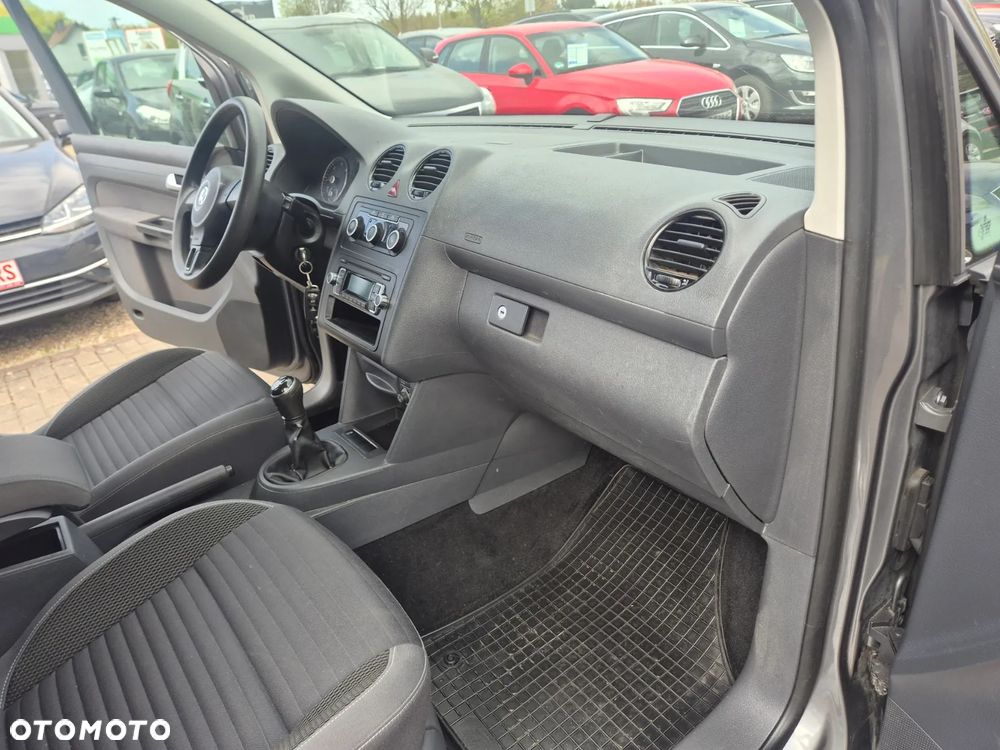 Volkswagen Caddy Maxi Trendline BMT - 17