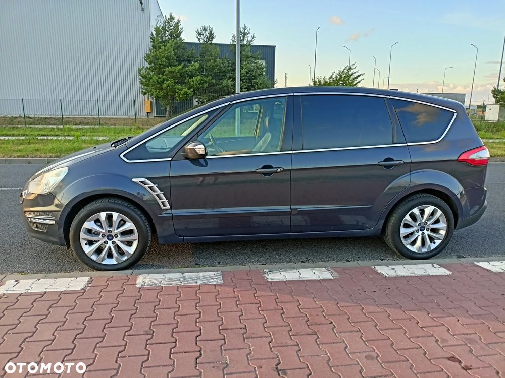 Ford S-Max 2.0 TDCi DPF Titanium - 13