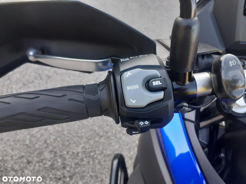 Suzuki DL - 35