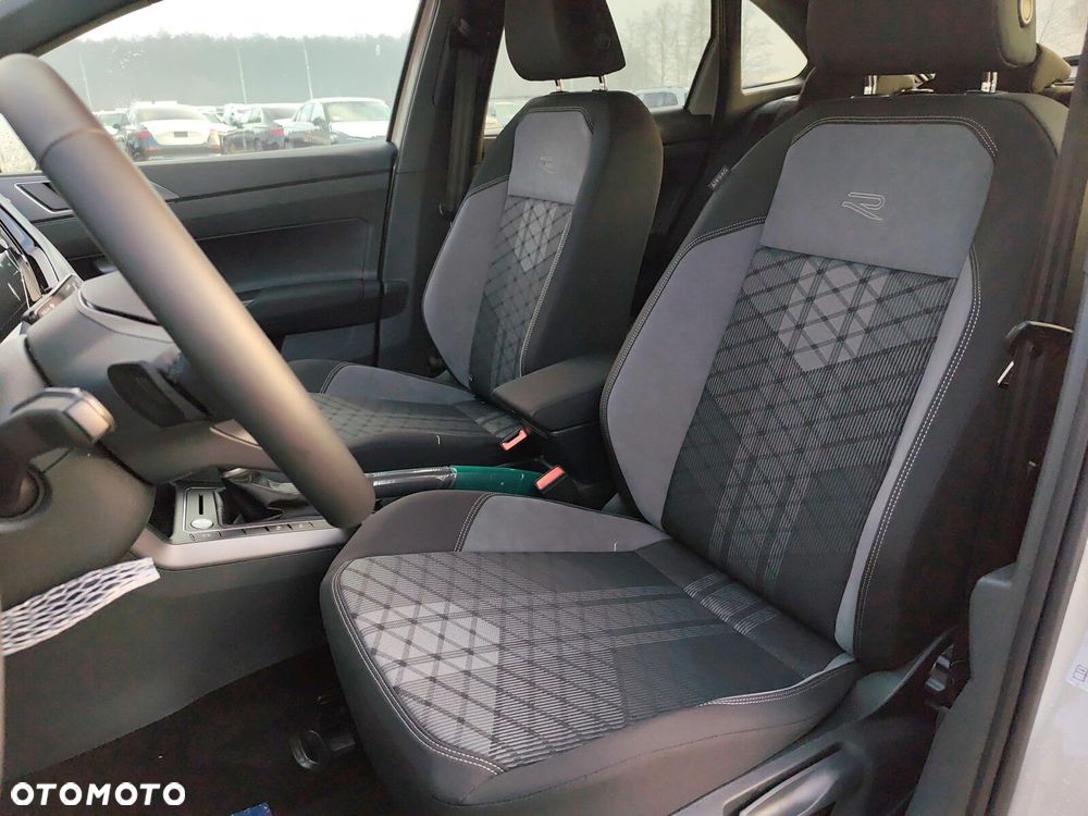 Volkswagen Taigo 1.5 TSI ACT R-Line Plus DSG - 11